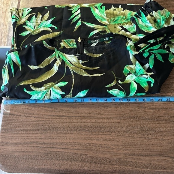 Lauren, by Ralph Lauren, medium black and green tropical blouse pop over - Picture 7 of 8